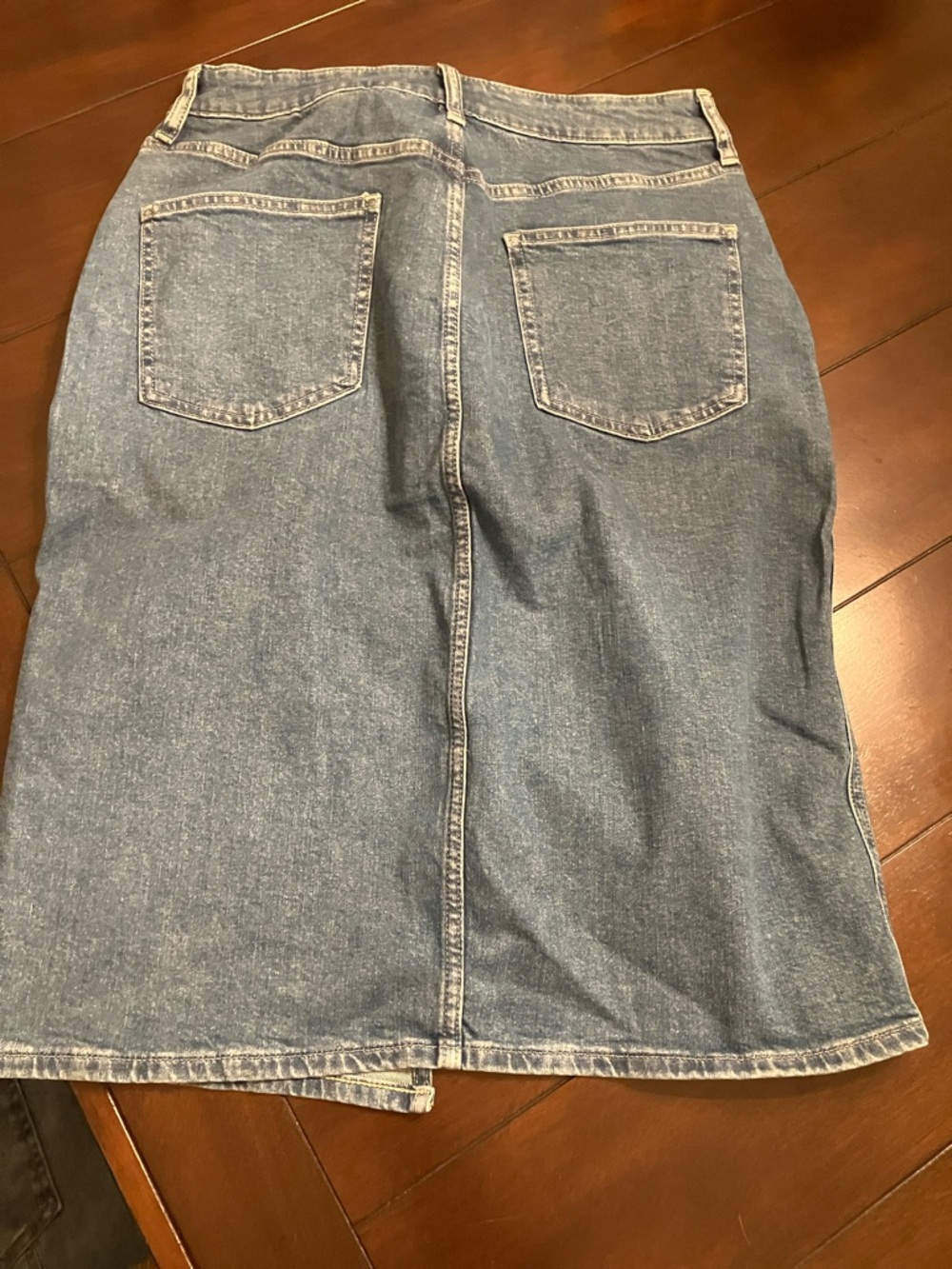 GAP Mid Wash Denim Midi Skirt with Front Slit - Picture 5 of 6